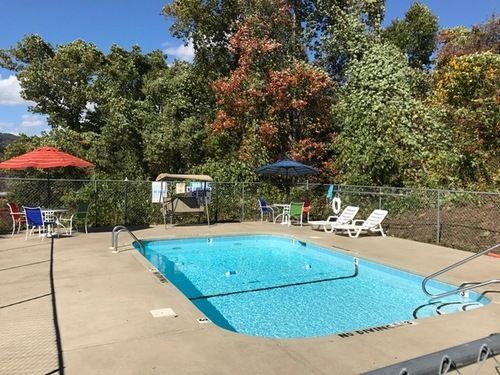 Days Inn By Wyndham Waynesville Nc Exterior foto